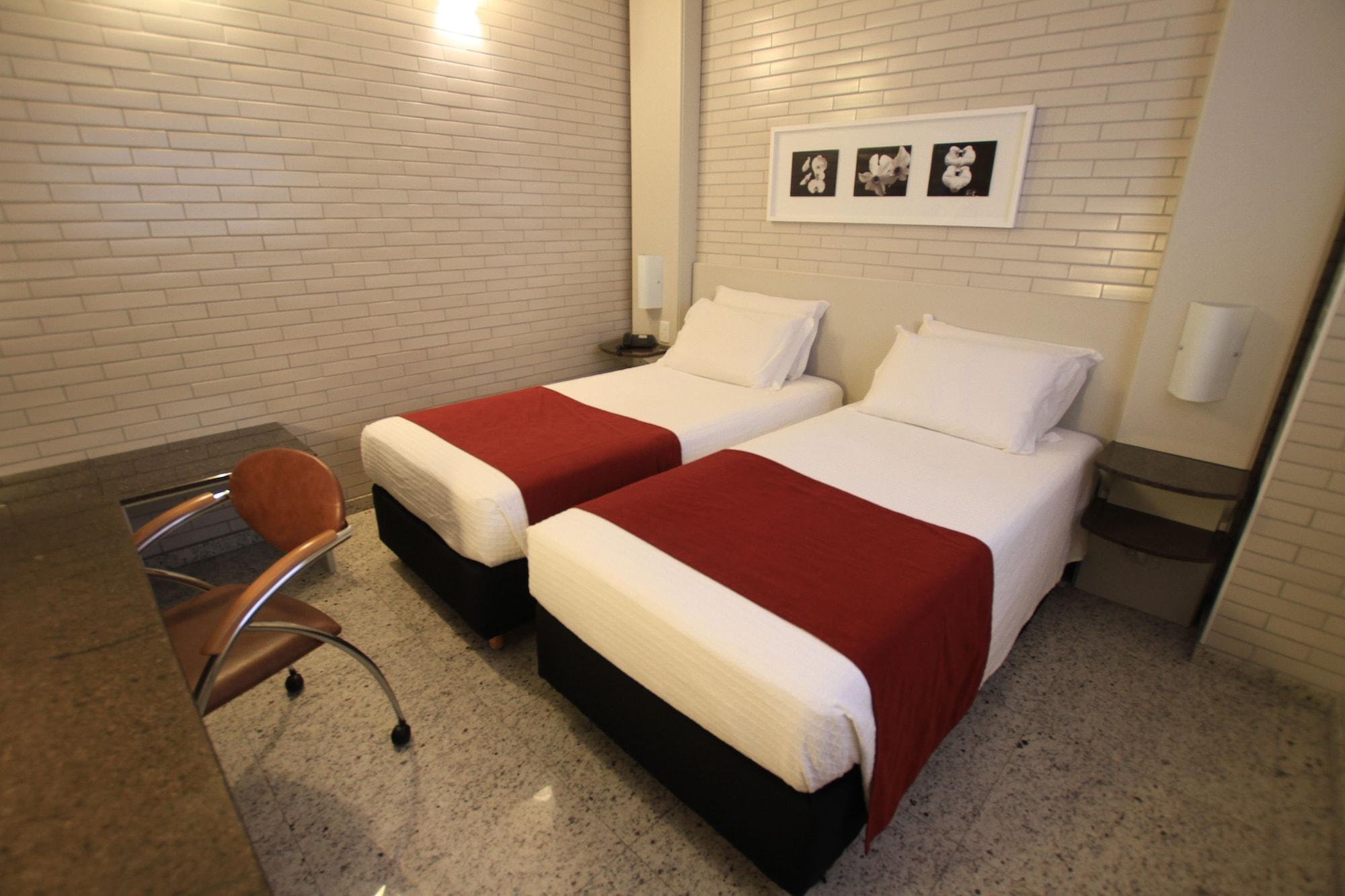 Hotel Confiance Batel クリチバ エクステリア 写真