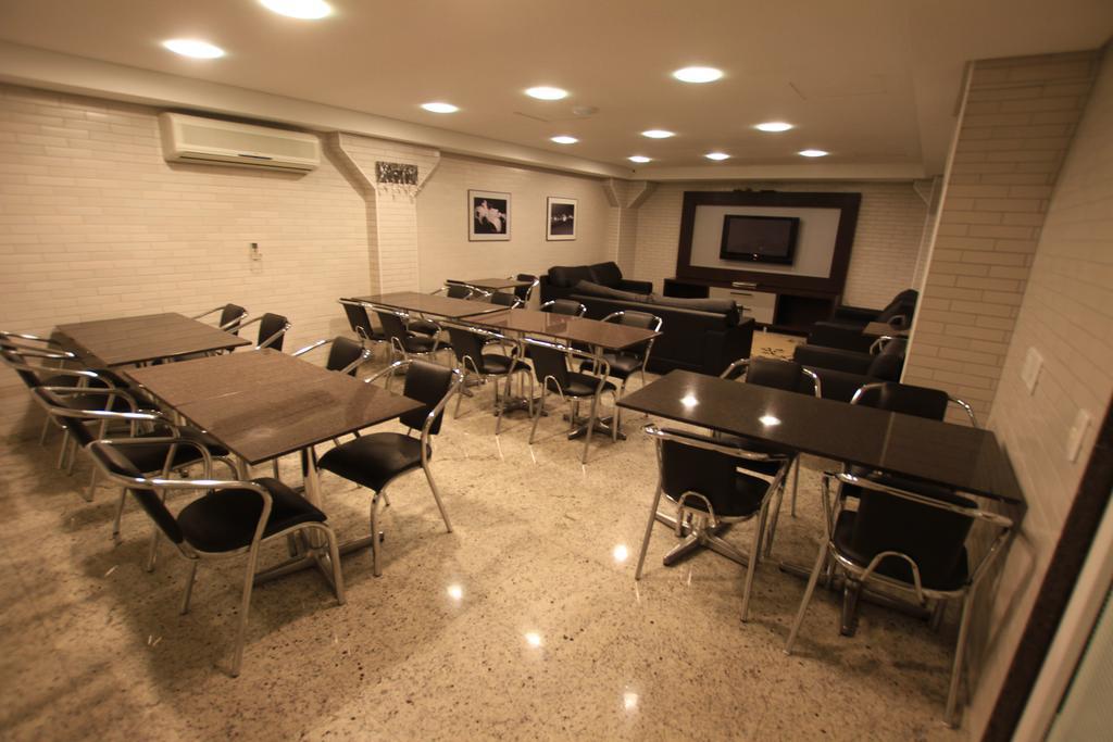 Hotel Confiance Batel クリチバ エクステリア 写真