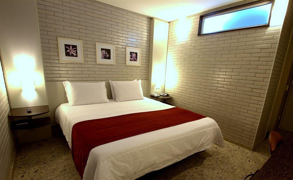 Hotel Confiance Batel クリチバ エクステリア 写真
